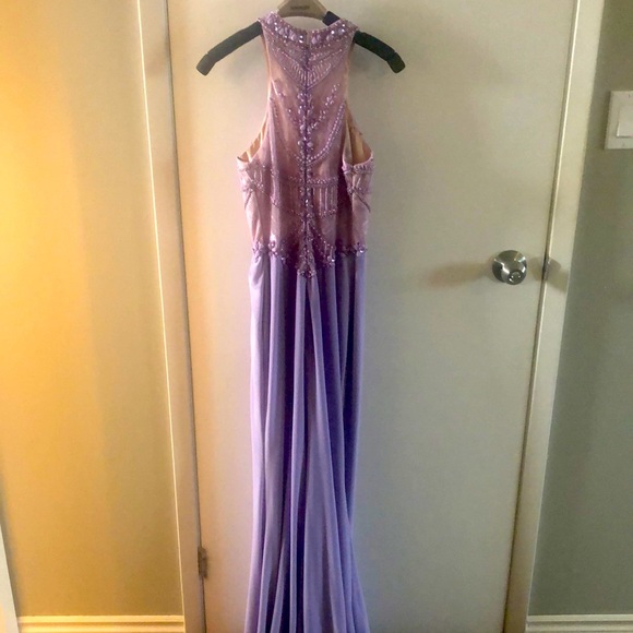 Beautiful Prom dress with hand sewn beading. Lilac - Picture 1 of 4
